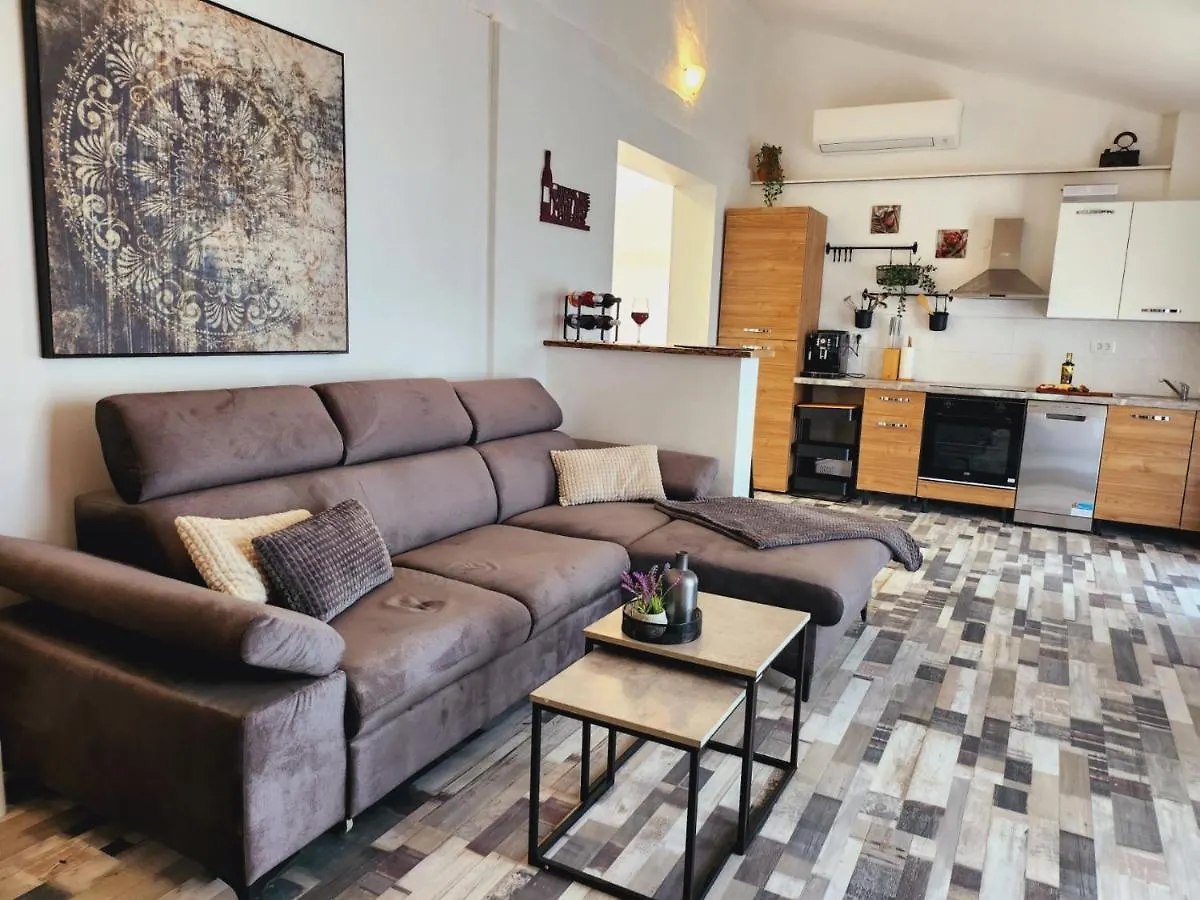 Kuca Za Odmor Capella Villa Stuti Holiday home