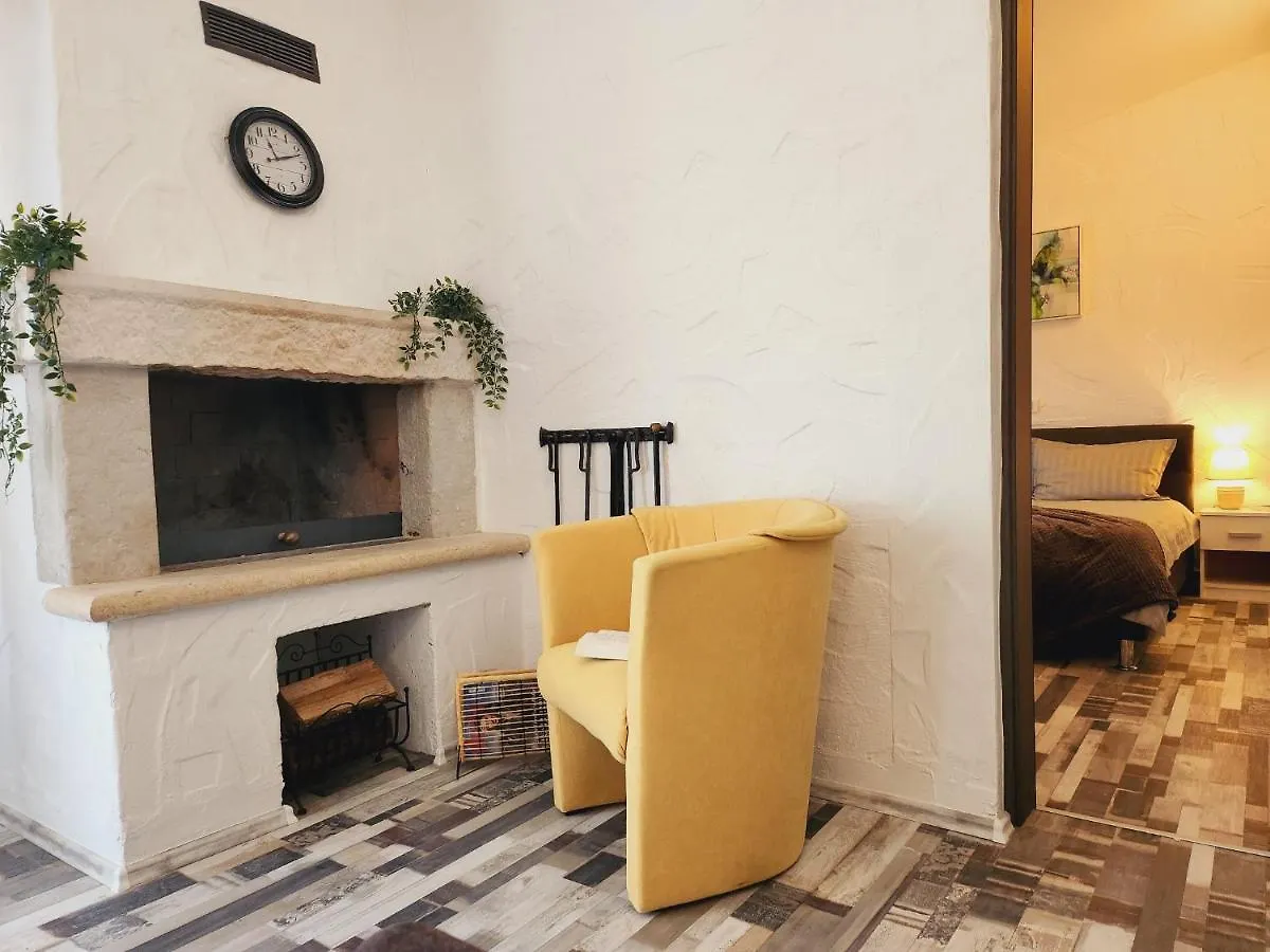 Kuca Za Odmor Capella Villa Stuti 0*,  Croatia